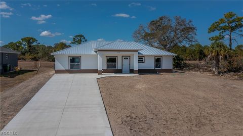 6073 Kumquat Circle Labelle FL 33935