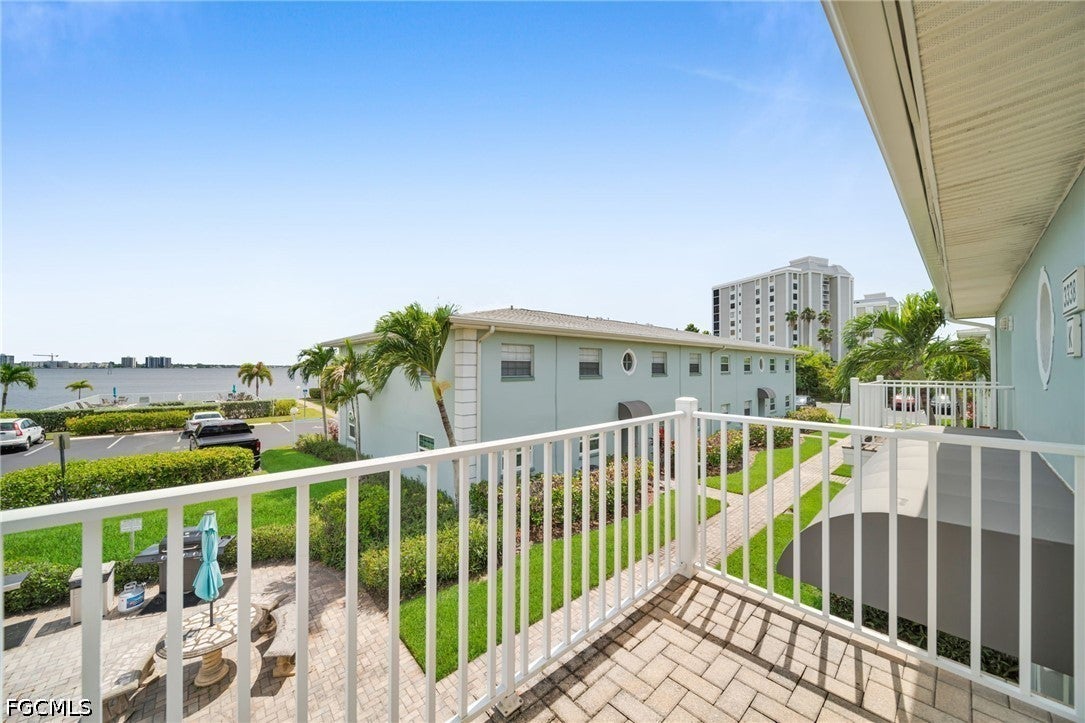 3338 N Key Drive 4