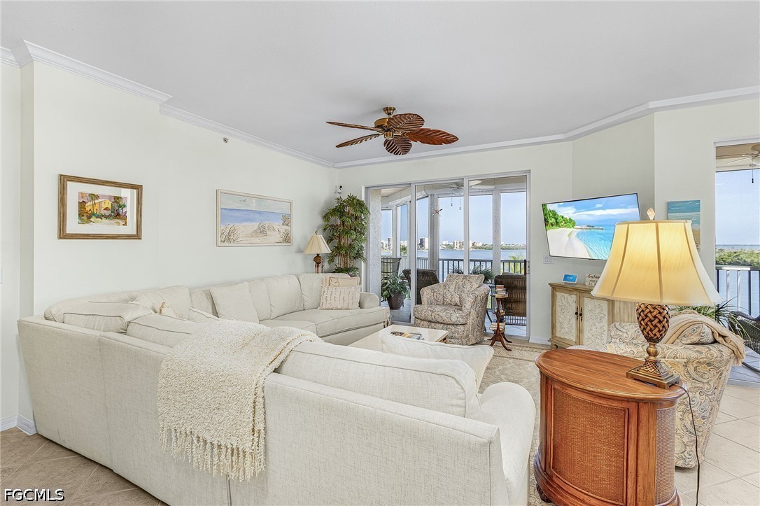 4141 Bay Beach Lane 456