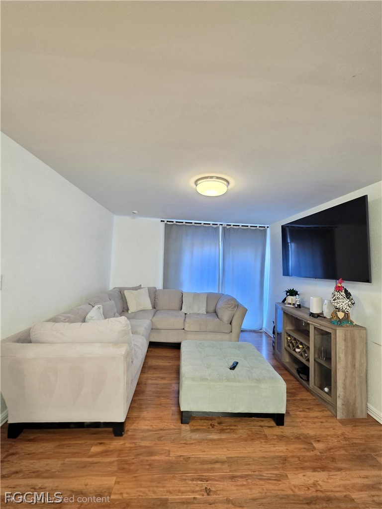 2935 Winkler Avenue 1107