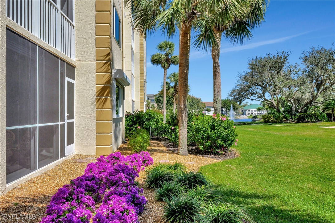 320 Horse Creek Drive 105