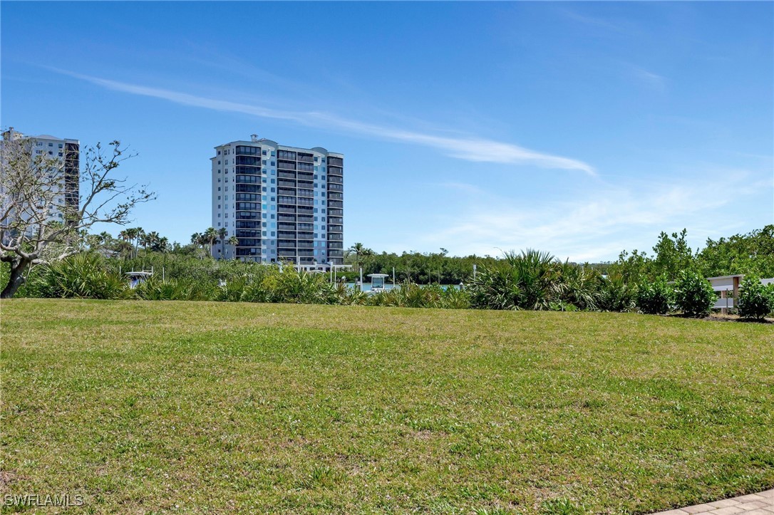 320 Horse Creek Drive 105