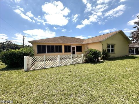 Tiny photo for 2409 Del Ray Place, Lehigh Acres, FL 33936 (MLS # 2026017540)
