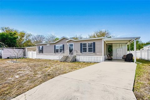 7638 Peyraud Drive North Fort Myers FL 33917