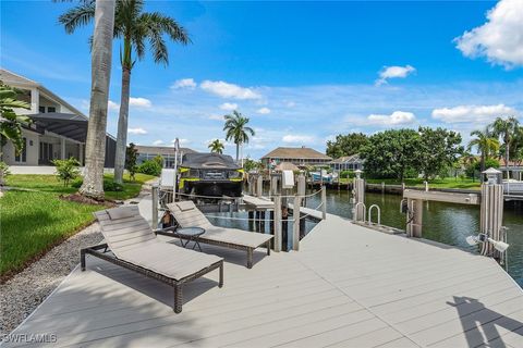 A home in MARCO ISLAND