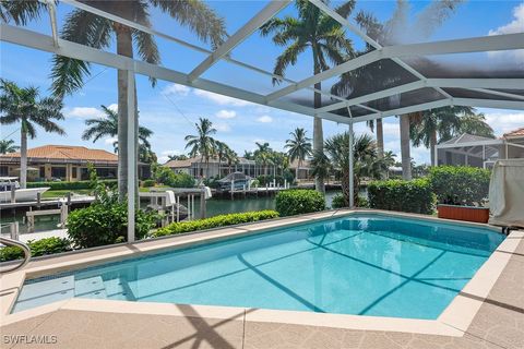 A home in MARCO ISLAND