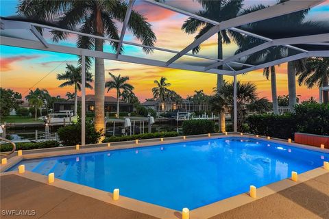 A home in MARCO ISLAND