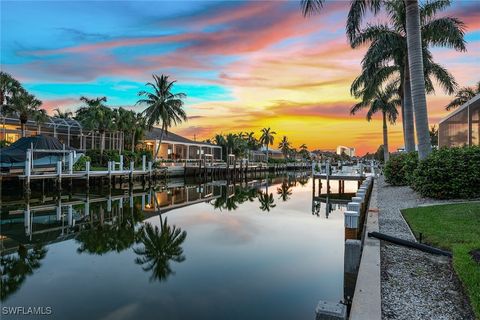 A home in MARCO ISLAND