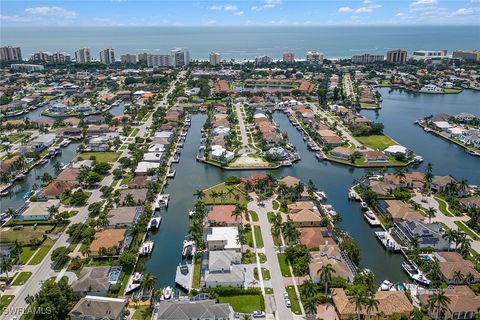 A home in MARCO ISLAND