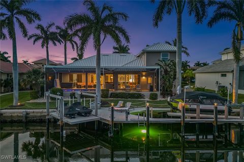 A home in MARCO ISLAND