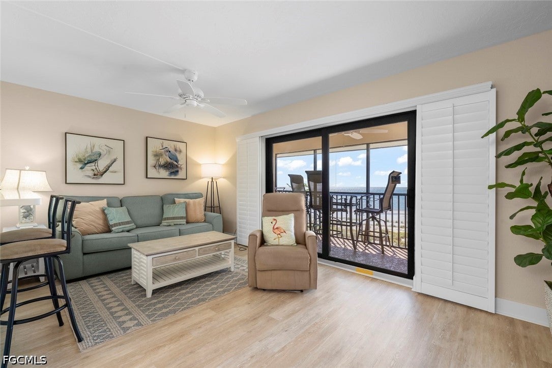 2230 Camino Del Mar Drive 3X4