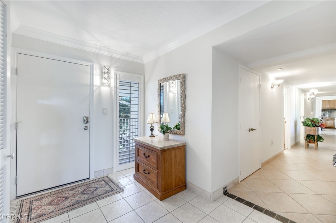 200 Periwinkle Way 214