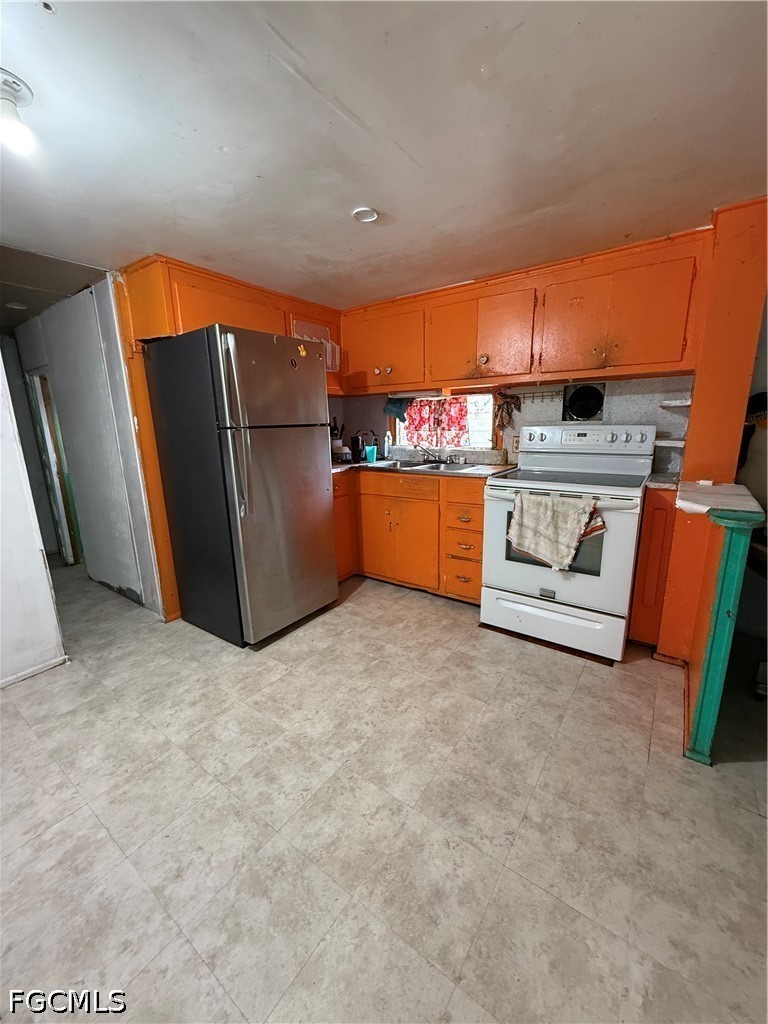 11225 Torchfire Trail