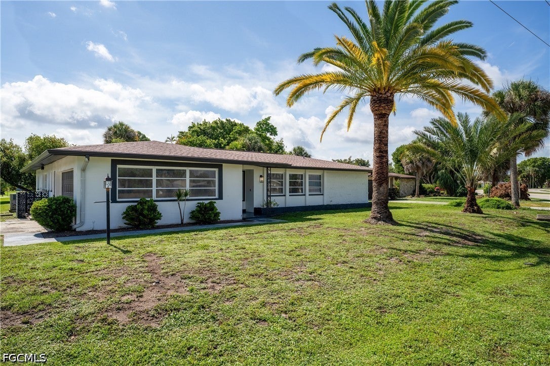 4301 Palm Tree Boulevard