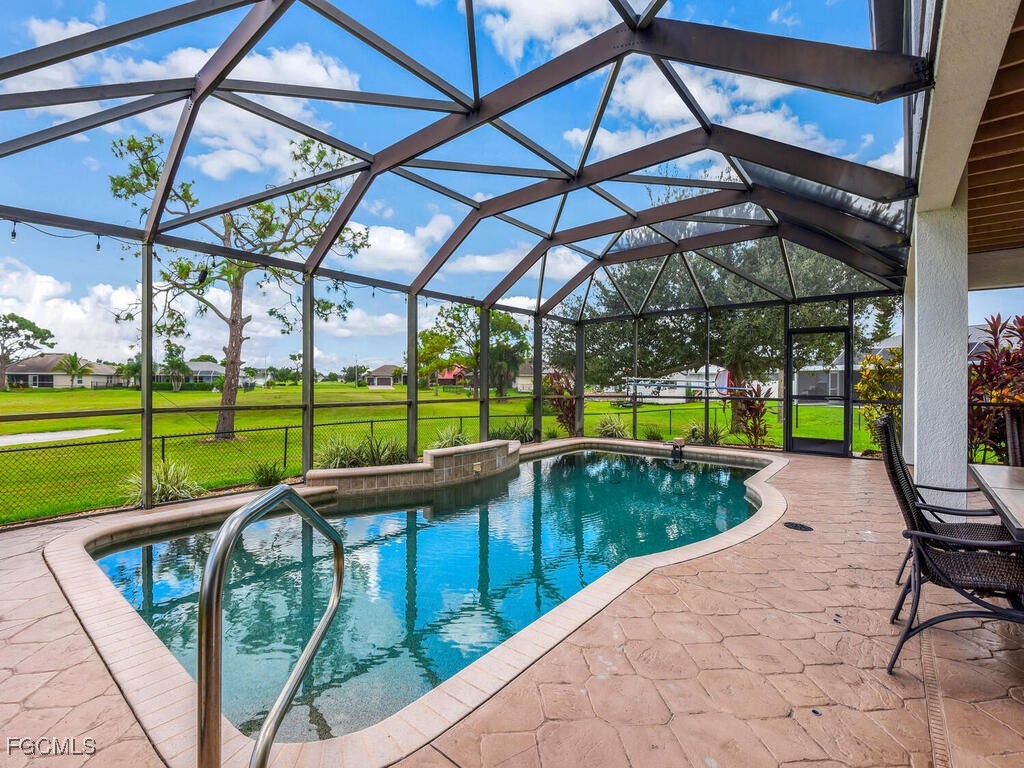 1507 NW 27th Place