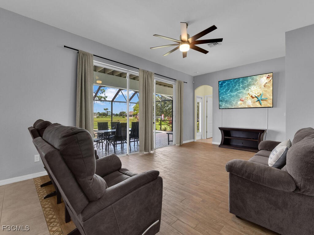 1507 NW 27th Place