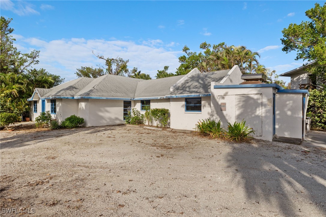 1544 Periwinkle Way