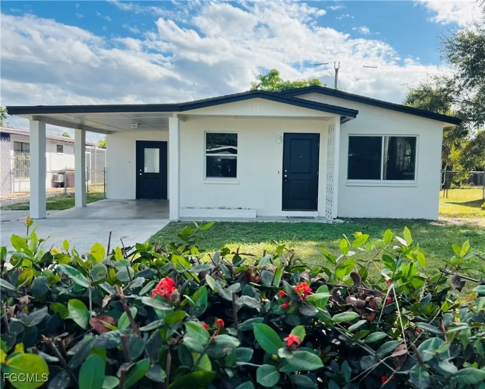 Fort Myers, Florida 33916, United States, 3 Bedrooms Bedrooms, ,1 BathroomBathrooms,Residential,Active,250114