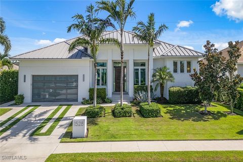 A home in MARCO ISLAND