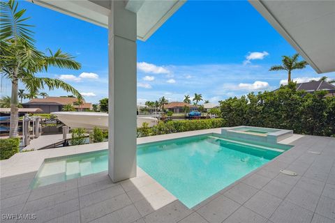 A home in MARCO ISLAND