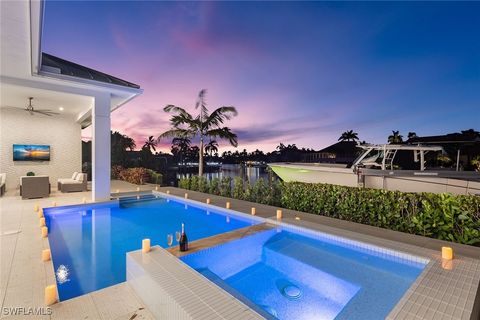 A home in MARCO ISLAND