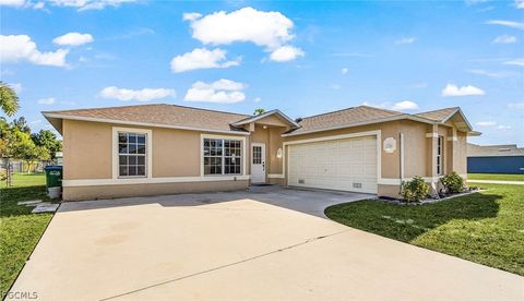 2601 SE 4th Avenue Cape Coral FL 33904