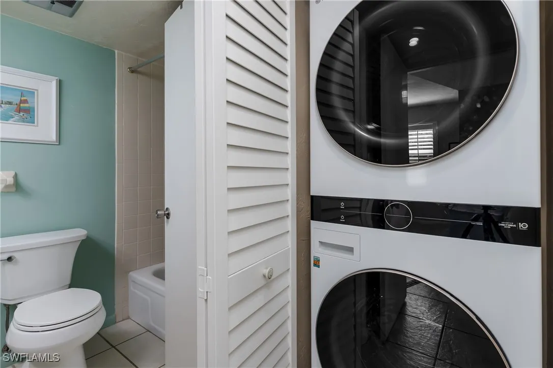 Marco Island, Florida 34145, United States, 2 Bedrooms Bedrooms, ,2 BathroomsBathrooms,Residential,Active,242518