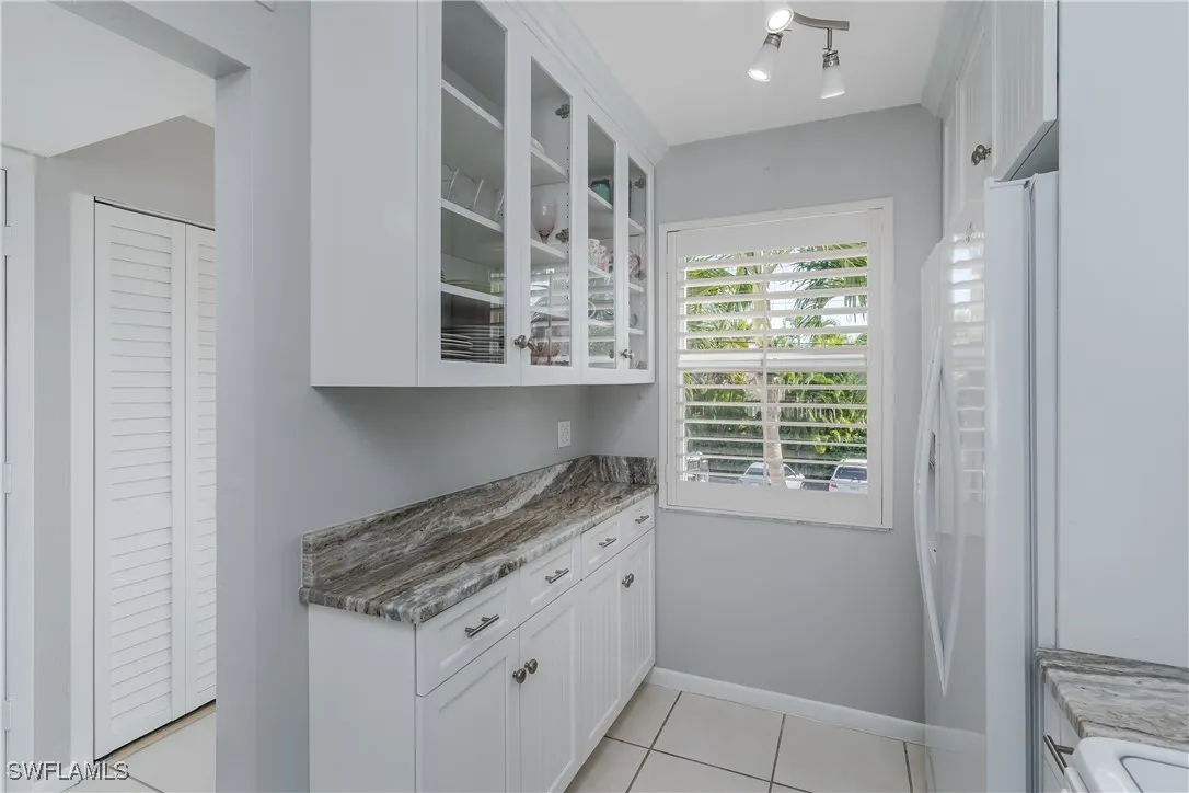 Marco Island, Florida 34145, United States, 2 Bedrooms Bedrooms, ,2 BathroomsBathrooms,Residential,Active,242518