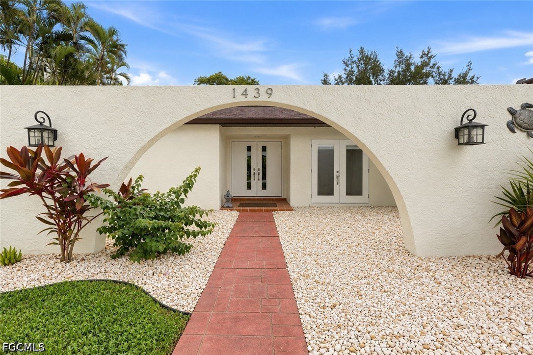 1439 Claret Court