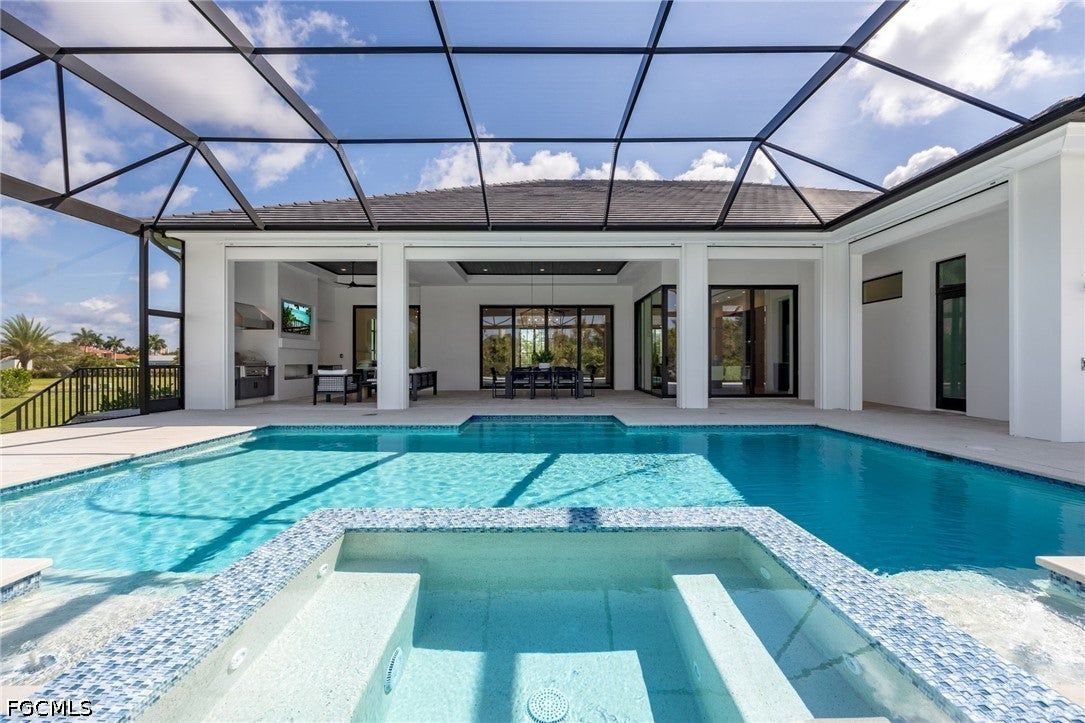 15850 Hampton View Court