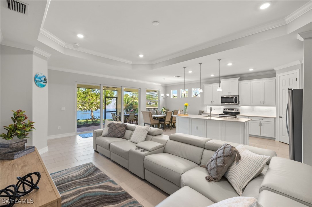 309 Spiaggio Court