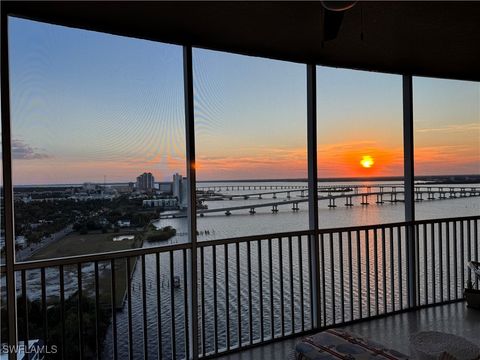 2743 1st Street 1803 Fort Myers FL 33916
