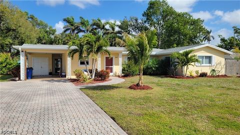 Photo of 1403 Davis Drive, Fort Myers, FL 33919 (MLS # 2026017999)