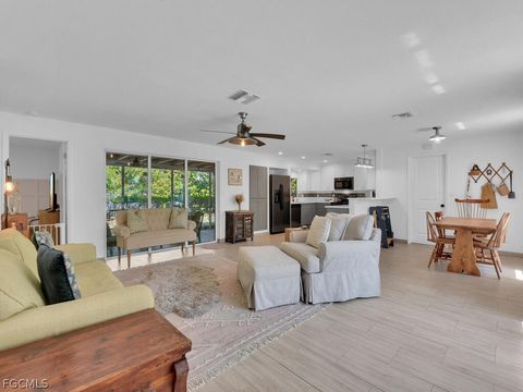 1537 Covington Circle E Fort Myers FL 33919