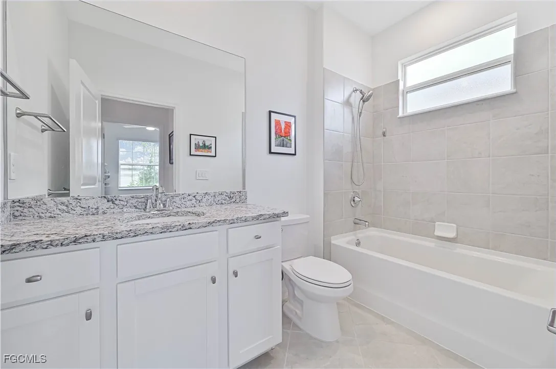 Alva, Florida 33920, United States, 3 Bedrooms Bedrooms, ,3 BathroomsBathrooms,Residential,Pending,250499