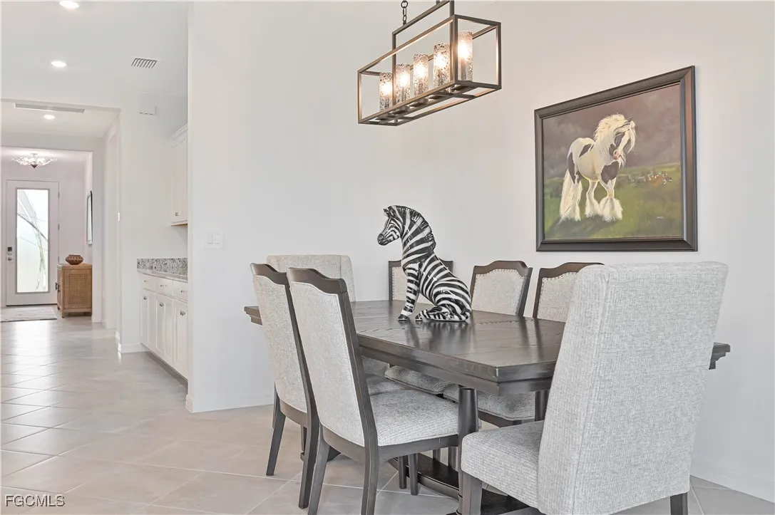 Alva, Florida 33920, United States, 3 Bedrooms Bedrooms, ,3 BathroomsBathrooms,Residential,Pending,250499