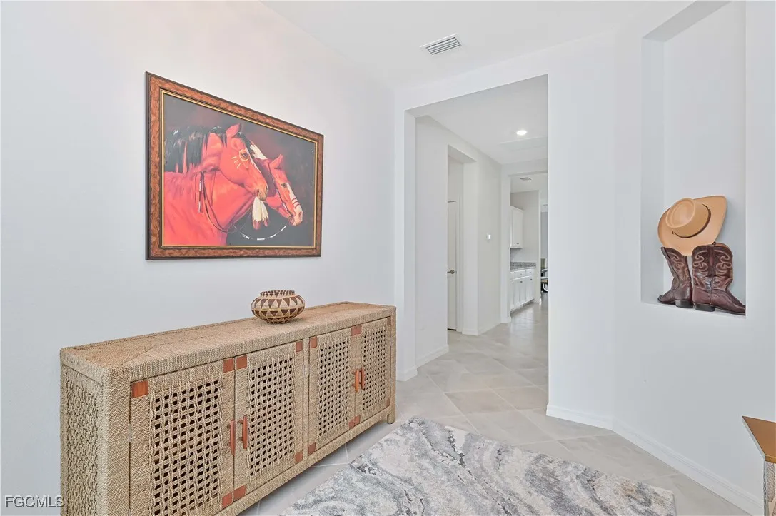 Alva, Florida 33920, United States, 3 Bedrooms Bedrooms, ,3 BathroomsBathrooms,Residential,Pending,250499