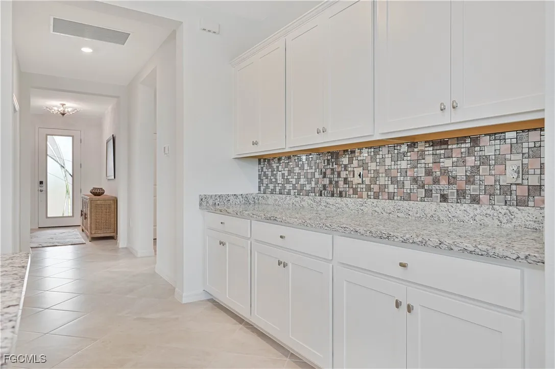 Alva, Florida 33920, United States, 3 Bedrooms Bedrooms, ,3 BathroomsBathrooms,Residential,Pending,250499