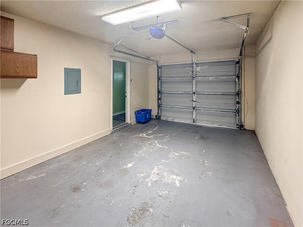 1398 Myerlee Country Club Boulevard