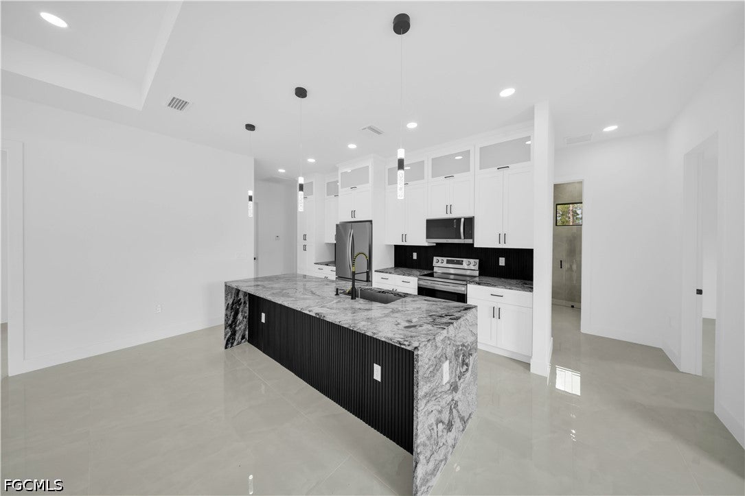 808 Willard Avenue