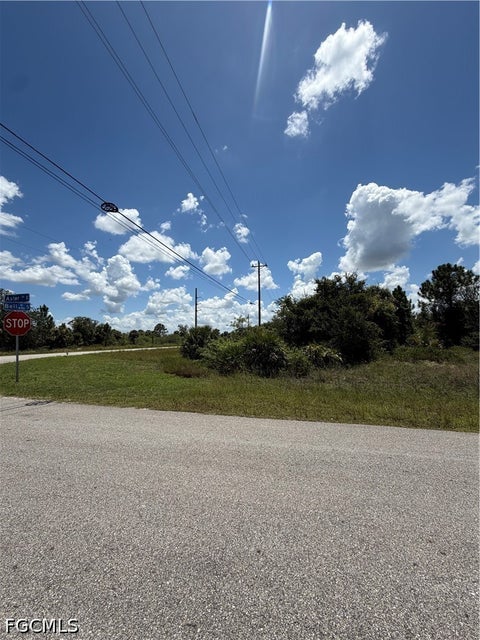 Photo of 906 Bell Boulevard S, Lehigh Acres, FL 33974 (MLS # 2026036685)