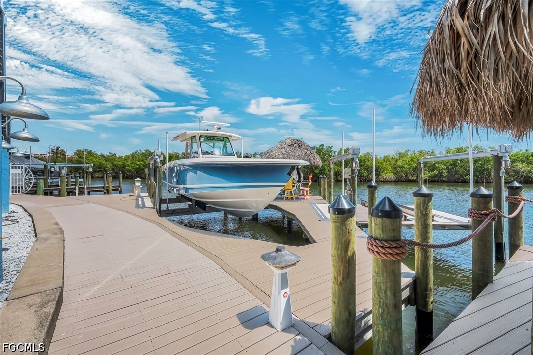 5826 Shell Cove Drive