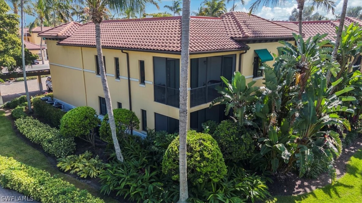 Photo 1 of 30 — 965 Sandpiper Street J107, Naples, FL 34102