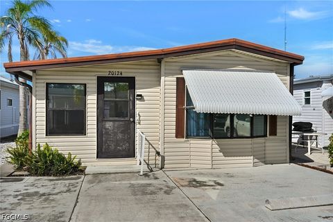 20124 Plum Tree Lane Estero FL 33928