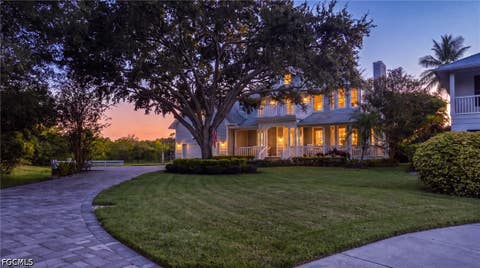 Photo of 1495 Gordon River Lane, Naples, FL 34104 (MLS # 2026034920)