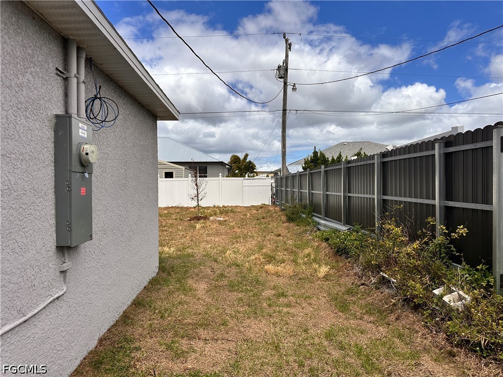 1005 NE 14th Terrace