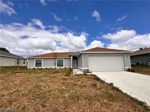 1005 NE 14th Terrace Cape Coral FL 33909