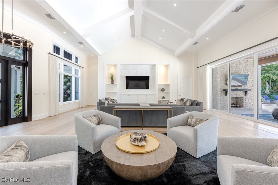 702 BOBWHITE Lane