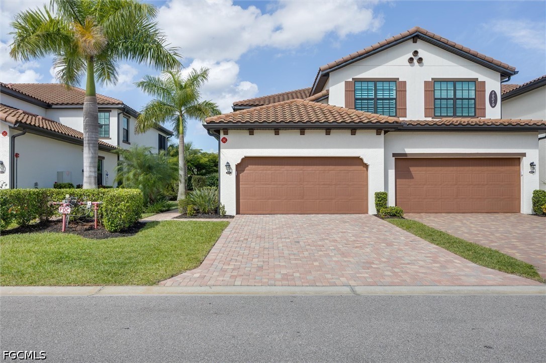 12019 Hawthorn Lake Drive 101