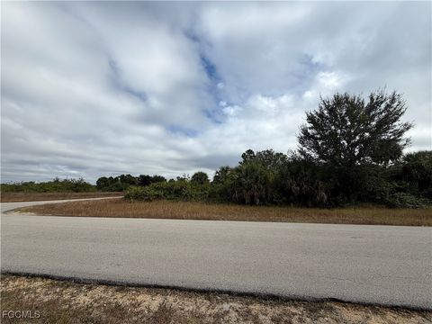 407 McArthur Boulevard Lehigh Acres FL 33974